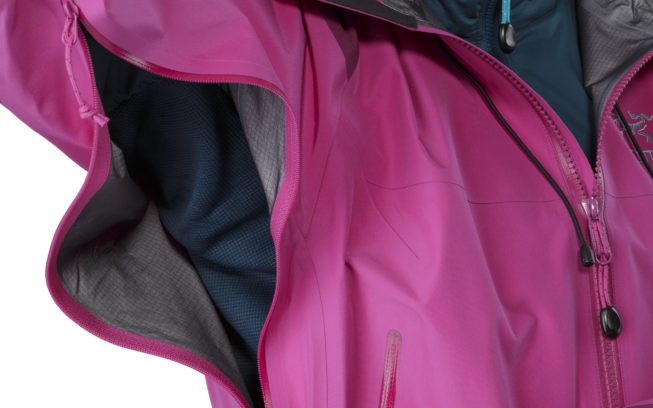 Review: Arc’teryx AR Jacket & Pants img